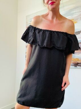 ZARA Black Knit Off-The-Shoulder Flutter Sleeve Dress Size S